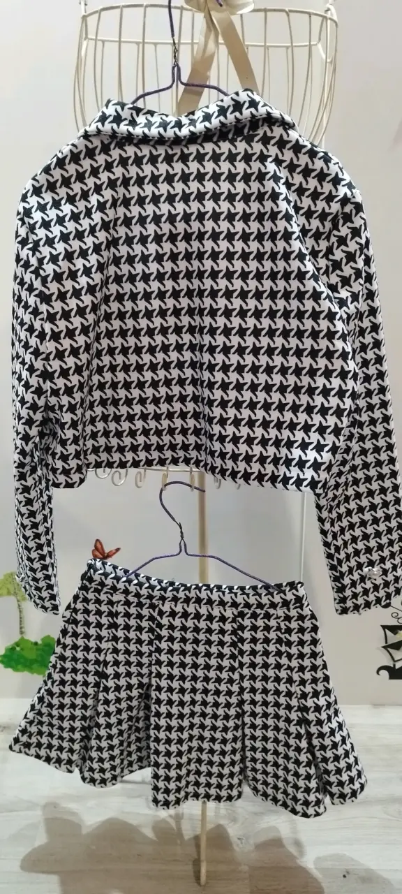 Conjunto Blanco y Negro Xs - 3