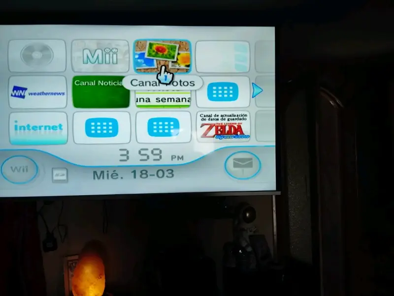 Consola Nintendo Wii con accesorios y controles - 5