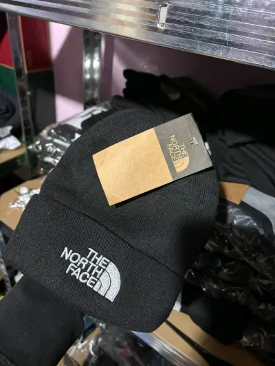 Gorro de lana negro The North Face y tommy - miniatura 1