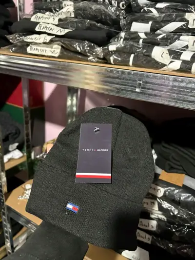 Gorro de lana negro The North Face y tommy - miniatura 2