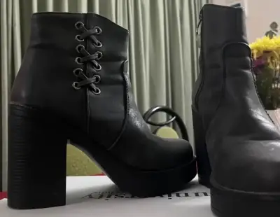 Botines negros con plataforma 35 - miniatura 1