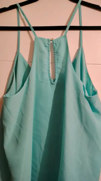 Blusa sin mangas turquesa con tirantes - miniatura 4