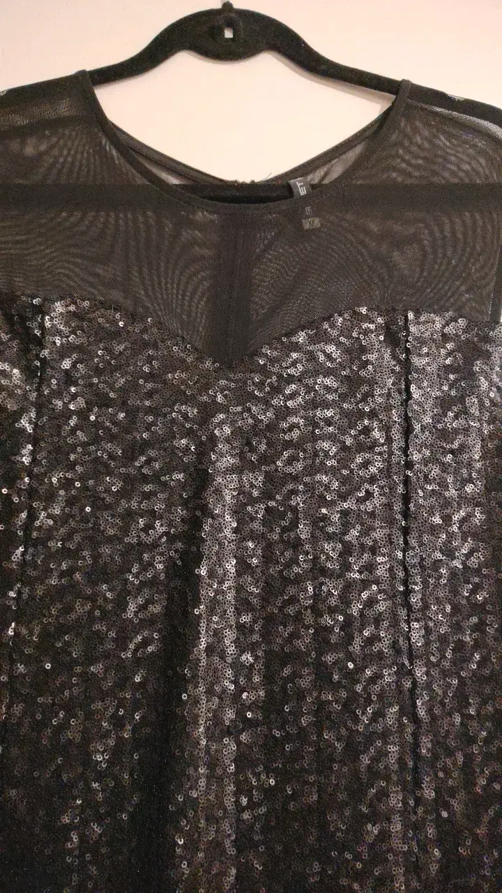 Vestido de fiesta negro con lentejuelas - 2