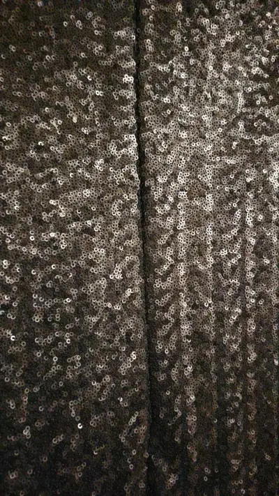 Vestido de fiesta negro con lentejuelas - miniatura 4