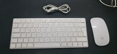 Magic Keyboard y Magic Mouse Inalámbricos Apple - miniatura 1