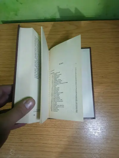 Libro 'Rojo y Negro' de Stendhal - miniatura 4