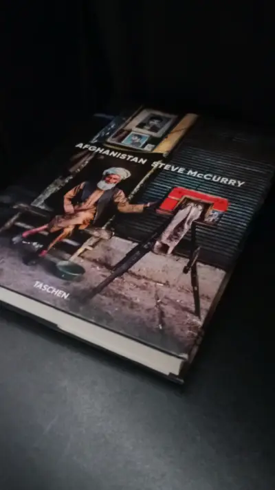 Libro 'Afghanistan' d Steve McCurry, edicion Tasch - miniatura 3