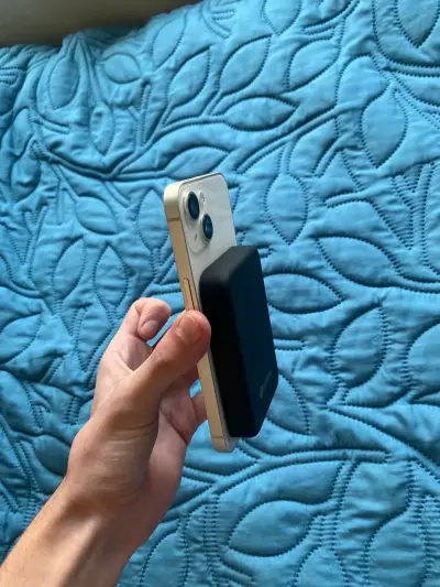 Cargador inalámbrico magnético Solma para iPhone - miniatura 1