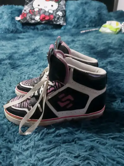 Zapatillas altas de skate estilo urbano - miniatura 1