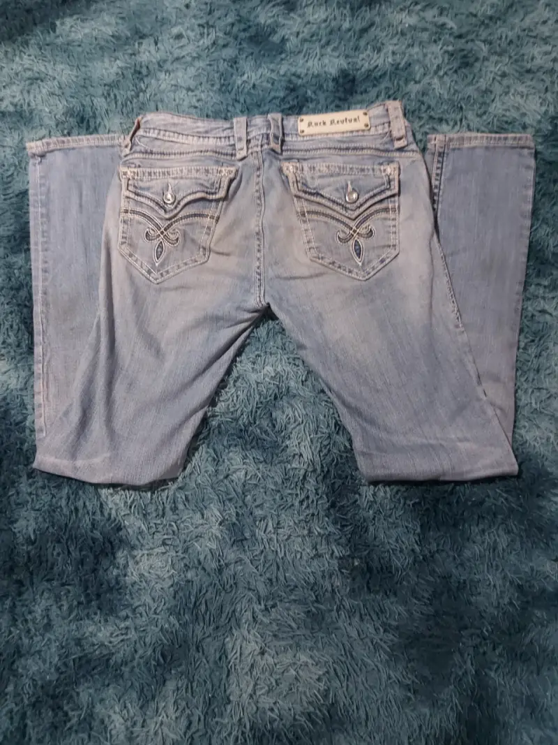 Jeans Rock Revival azul claro con bordado - 1