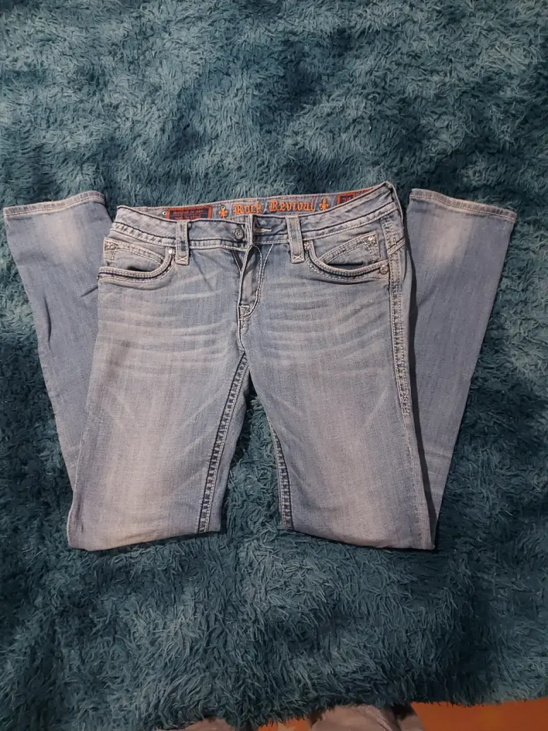 Jeans Rock Revival azul claro con bordado - 2