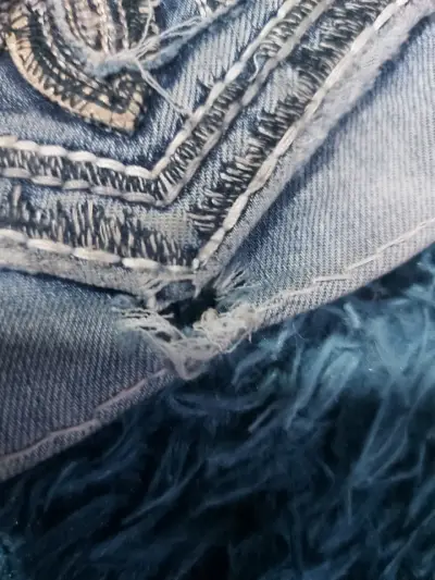 Shorts de mezclilla Rock Revival desgastados - miniatura 5
