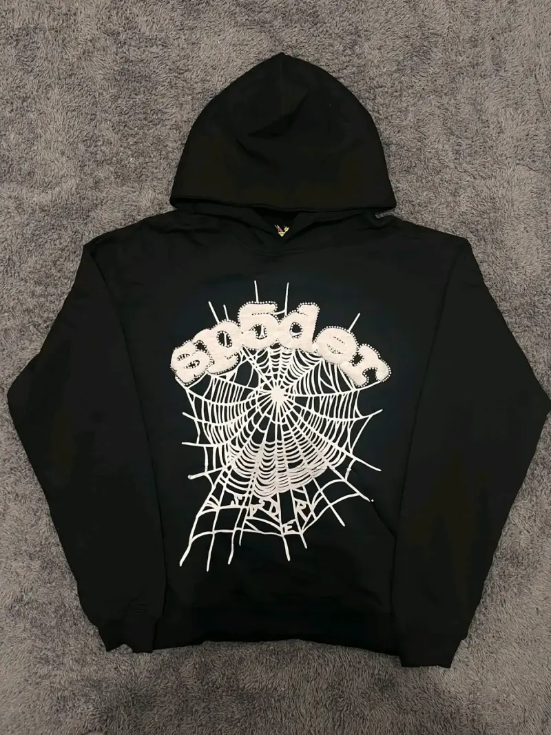 Polerón negro con diseño de telaraña - 1
