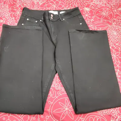 Pantalones negros de mezclilla para mujer - miniatura 2