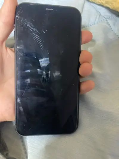 iPhone 11 64 Gb 74 % leer - miniatura 3