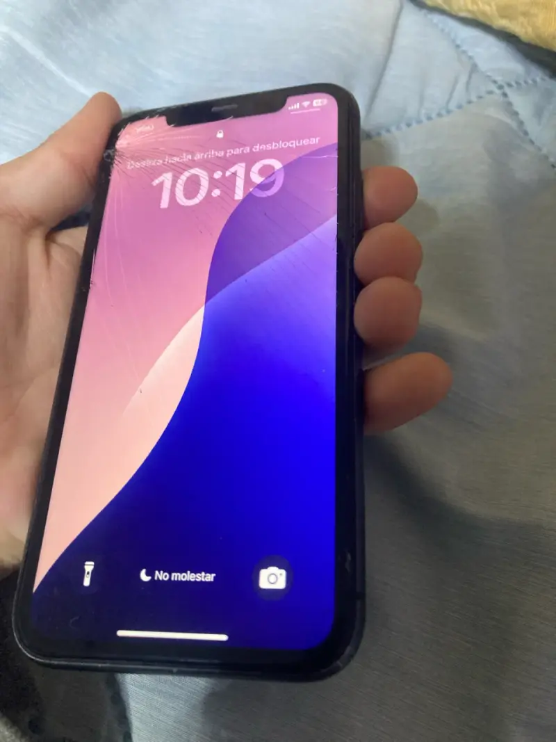 iPhone 11 64 Gb 74 % leer - 4