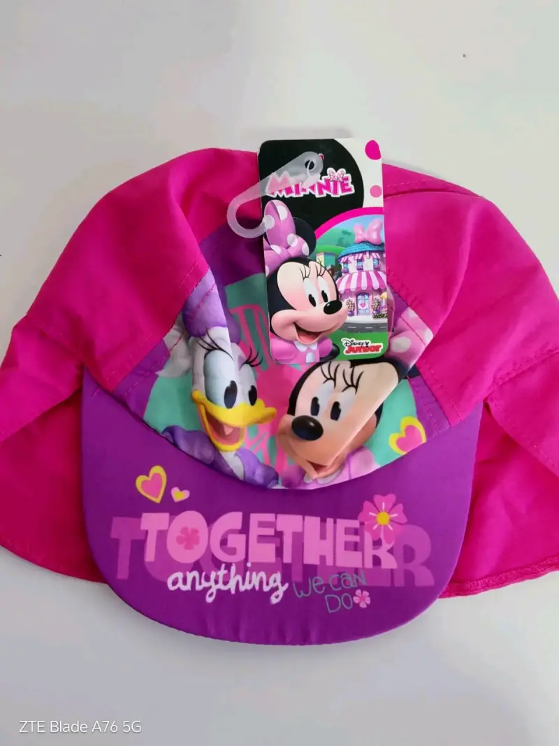 Gorro infantil Minnie Mouse rosa y morado