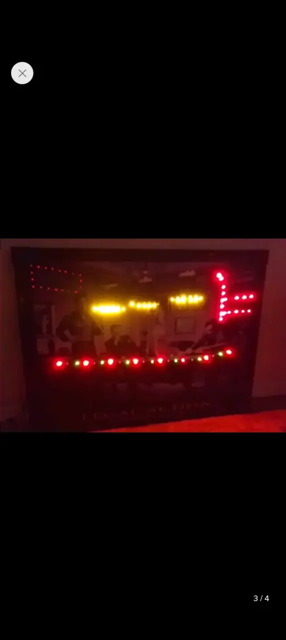 Cuadro Legal Action de Chris Consani con luces LED - 4