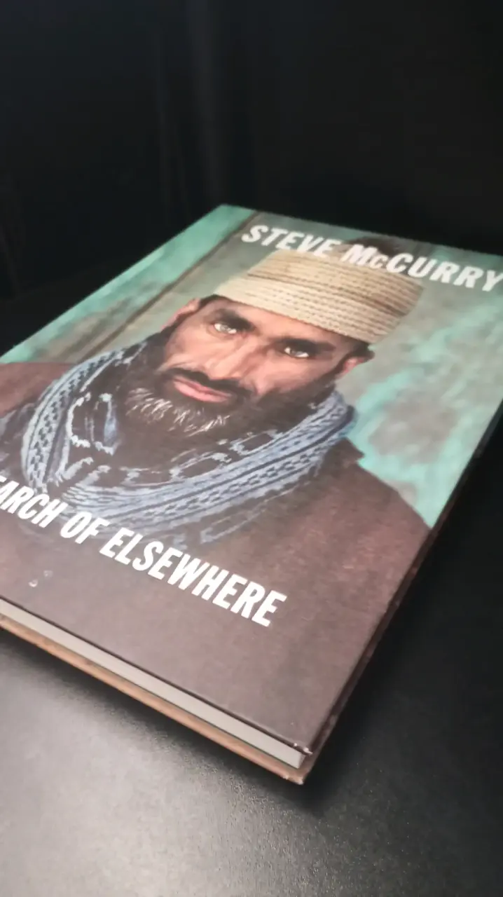 Libro 'In Search of Elsewhere' de Steve McCurry - 1