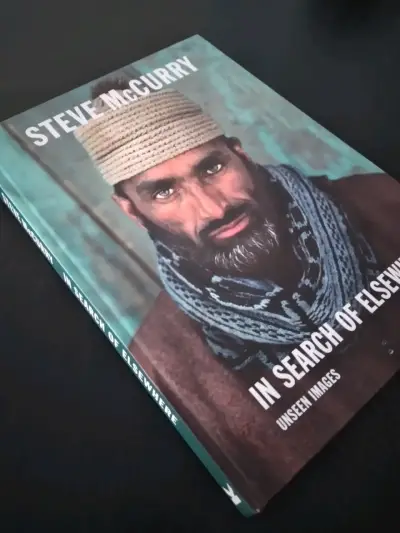 Libro 'In Search of Elsewhere' de Steve McCurry - miniatura 2