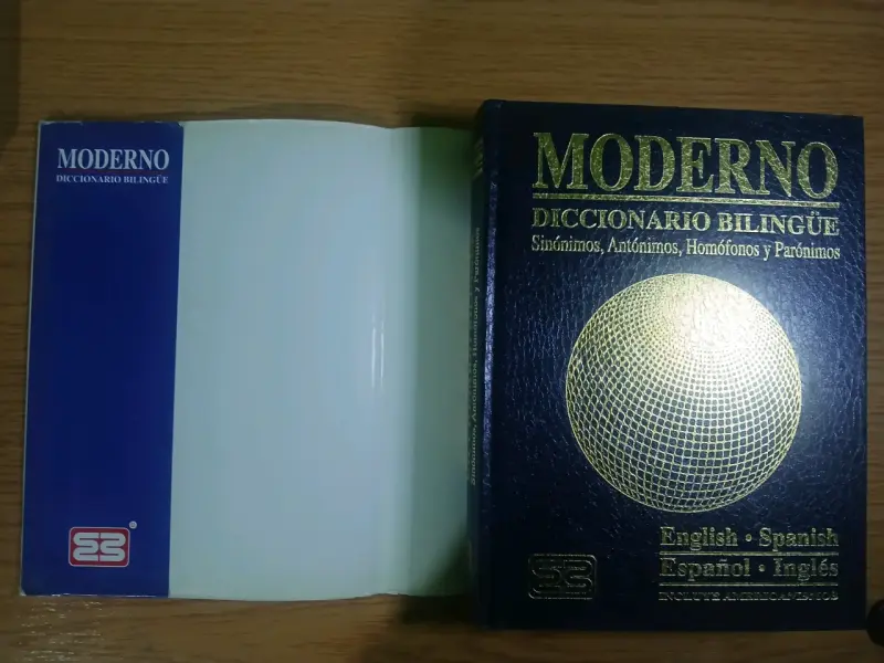 Diccionario Bilingüe Moderno Español-Inglés - 3