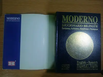 Diccionario Bilingüe Moderno Español-Inglés - miniatura 3