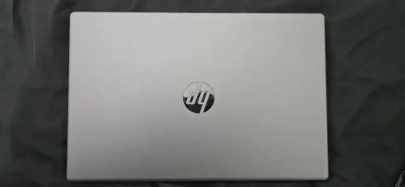Notebook HP 15.6 pulgadas Intel Core i3 - 2