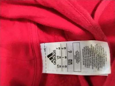 Polerón con capucha rojo Adidas para hombre - miniatura 2