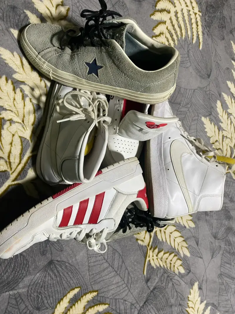 Zapatillas deportivas blancas con diseño de Mickey - 4