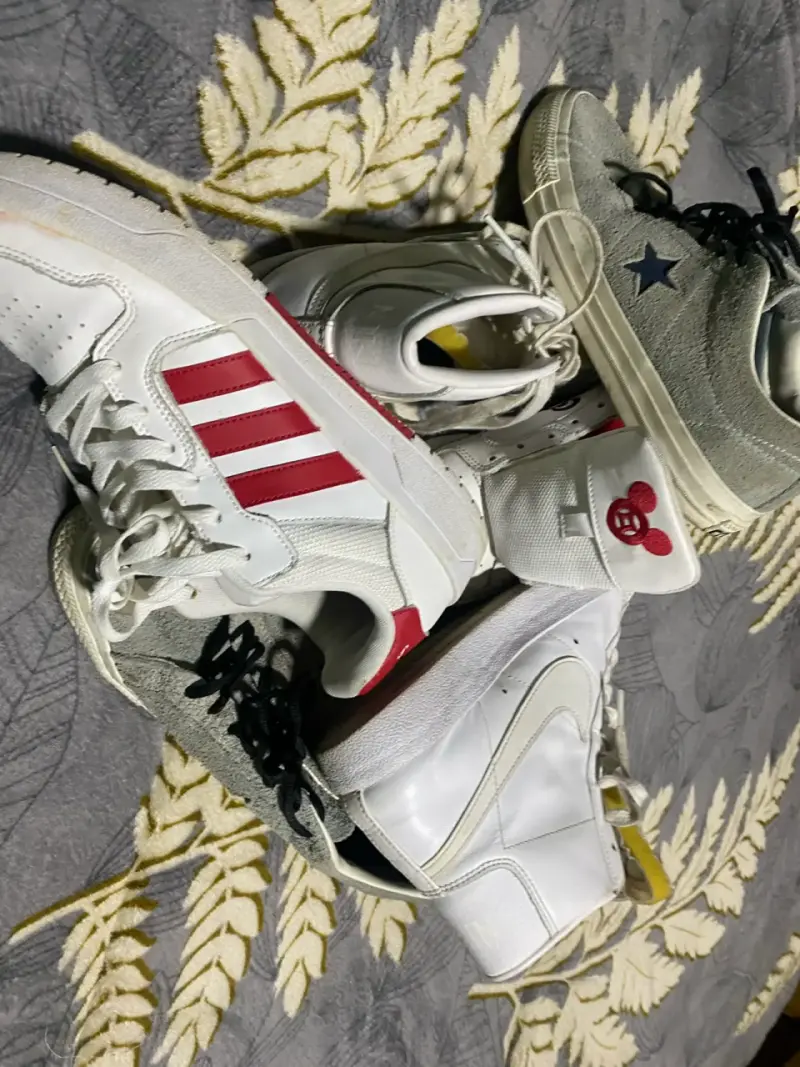 Zapatillas deportivas blancas con diseño de Mickey - 6