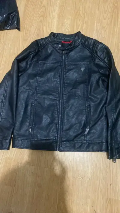 Chaqueta de cuero sintético negra Guess - miniatura 1