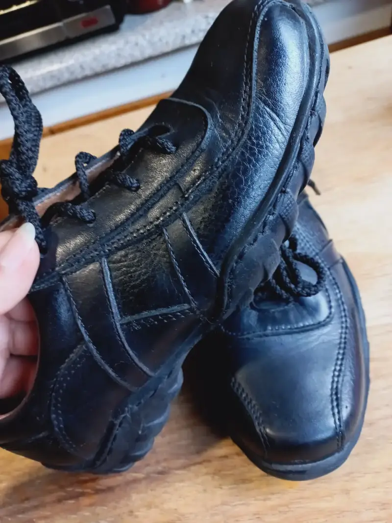 Zapatos escolares negros para niño con suela antideslizante - 2