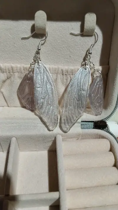 Aros colgantes de alas de hada brillantes - miniatura 2