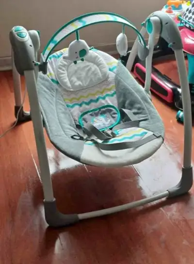 Mecedora electrica y a pila Infanti para Bebés - miniatura 2