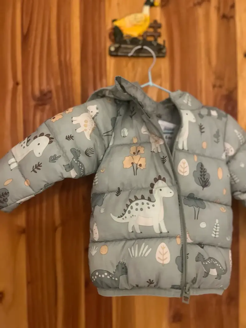 Chaqueta de niño verde con parches decorativos - 3
