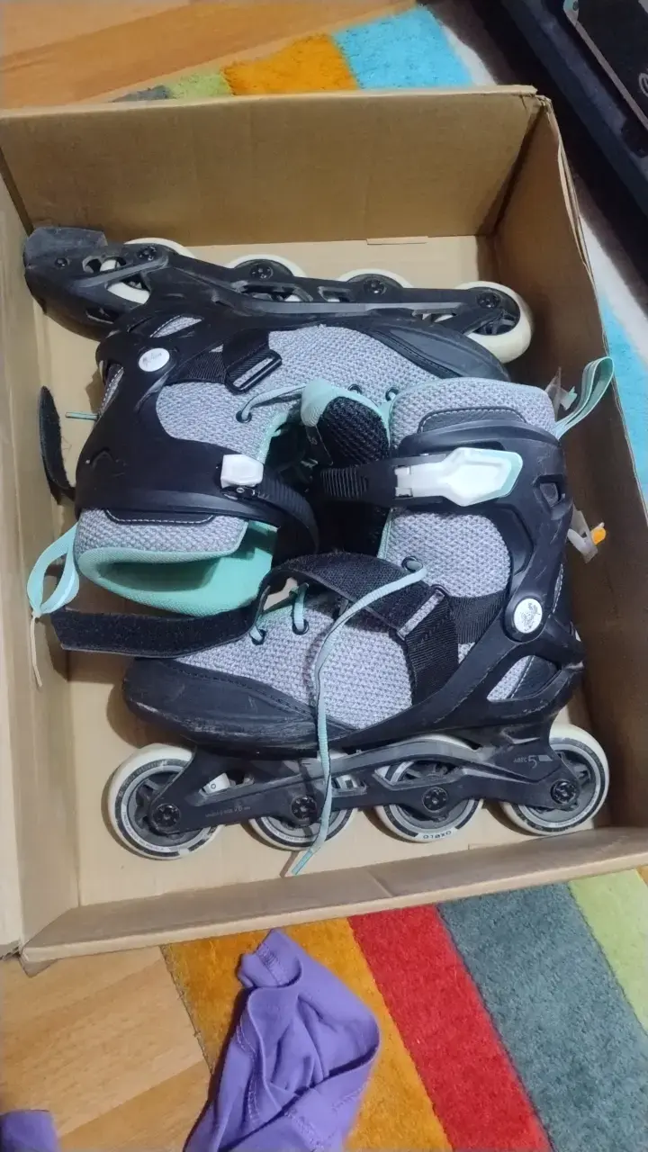 Patines en línea para adultos color gris y verde - 1