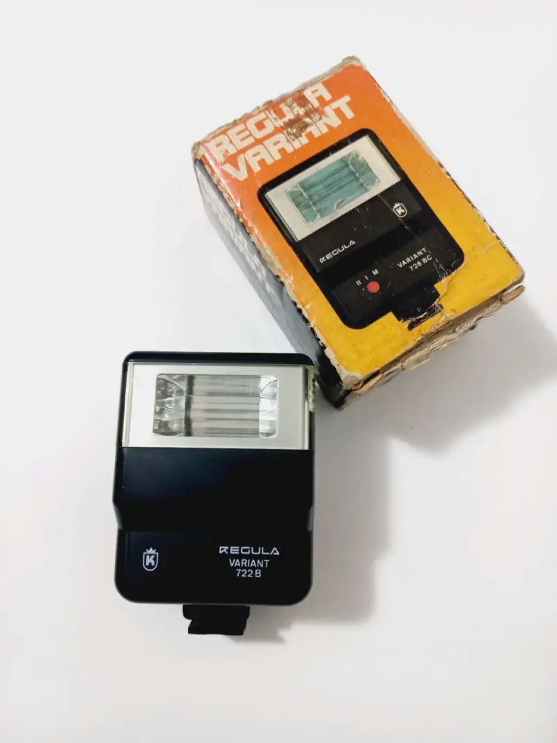 Flash Regula Variant 722B con caja original - 1