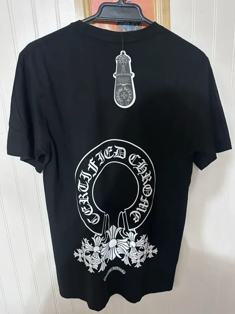 Poleras Essentials y Comme des Garçons de algodón - 5