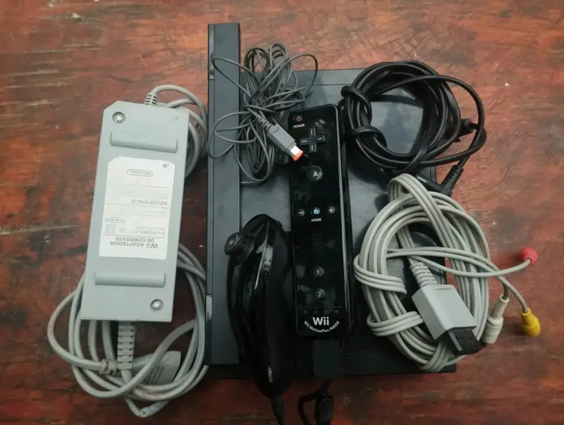 Consola Nintendo Wii con accesorios - 2