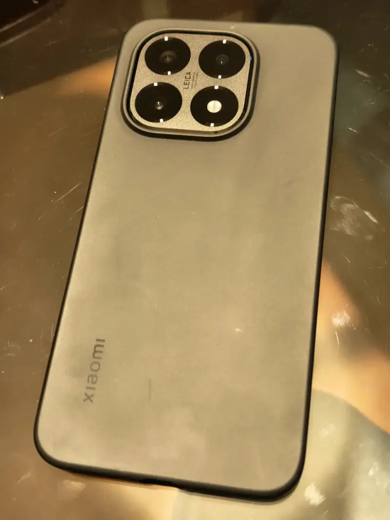 Smartphone Xiaomi 15T con cámara Leica - 1