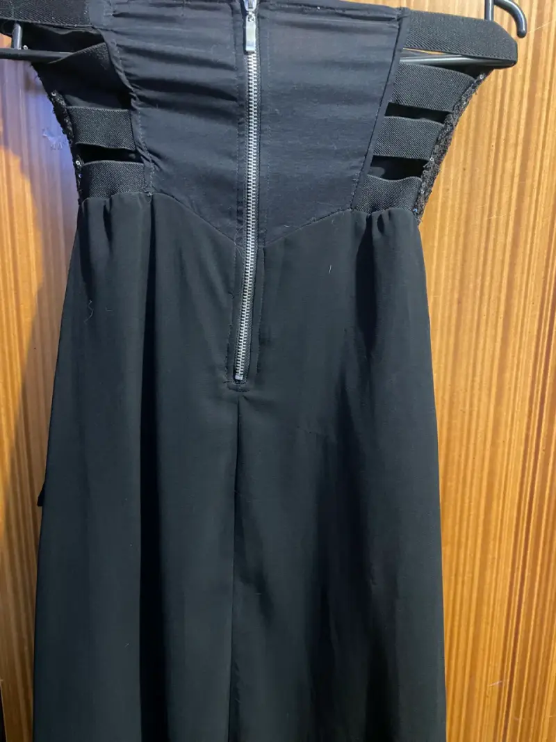 Vestido de noche negro con lentejuelas - 6