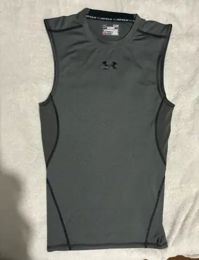 Polera compresión Under Armour - miniatura 2