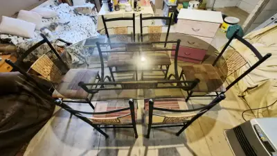 Juego de comedor de vidrio con 6 sillas - miniatura 4