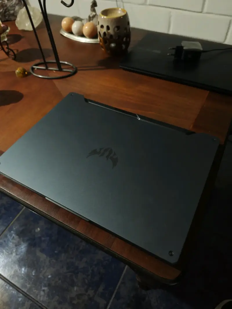 ASUS TUF F15 | i5 10th-GTX 1650-12GB RAM -SSD 512G - 3