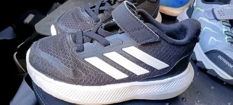 Zapatillas deportivas para niños Adidas y Outdoor - 2