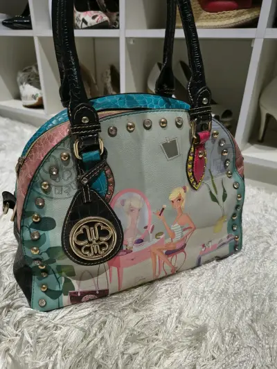 Original Bohembag diseño ilustrado y tachuelas. - miniatura 1