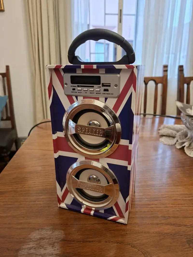 Parlante portátil con diseño bandera británica