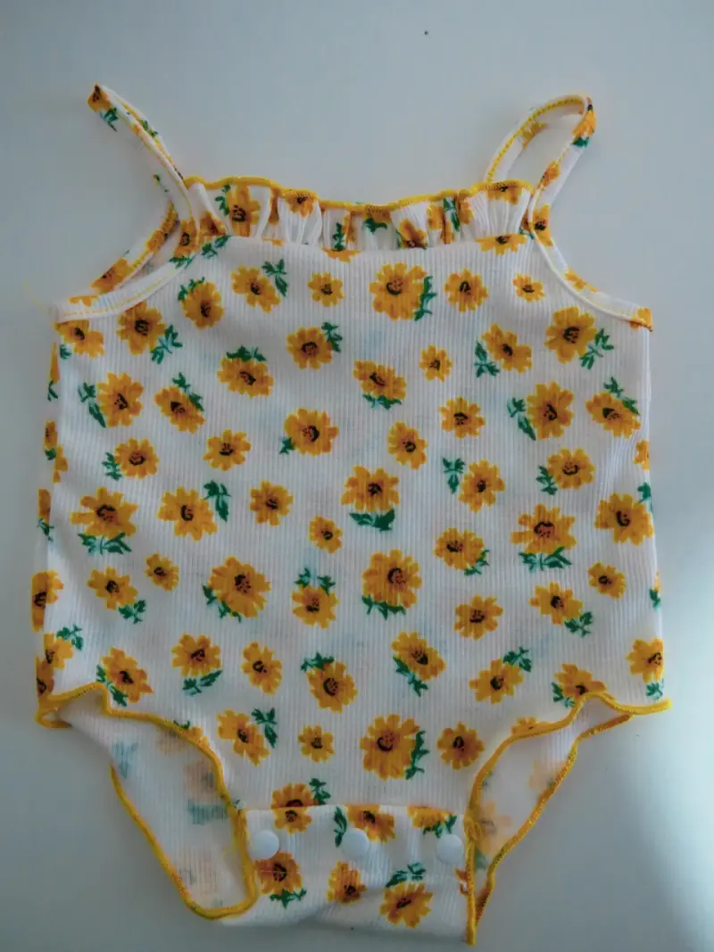 Bodies de bebé estampados frutales y florales - 2