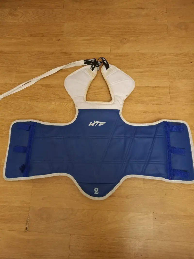 Pechera de Taekwondo WT para entrenamiento - 2