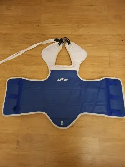 Pechera de Taekwondo WT para entrenamiento - miniatura 2